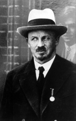 NIKOLAI BUJARIN (1888 -1938)