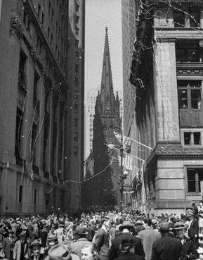 CELEBRACIÓN EN MANHATTAN DEL FIN DE LA SEGUNDA GUERRA MUNDIAL