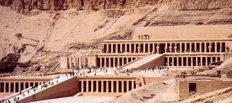 EL TEMPLO DE HATSHEPSUT.